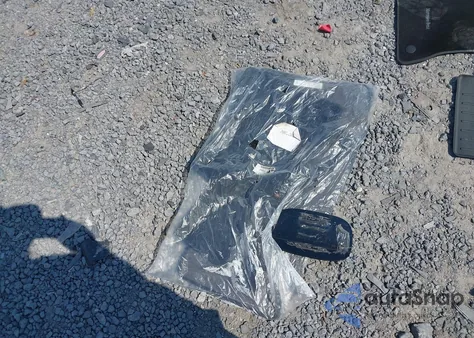 2017 Mercedes-Benz E 300 from USA, damaged, VIN WDDZF4JB4HA032748